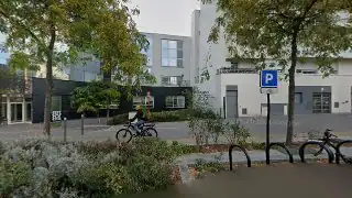 Mon Petit Carrossier, Courbevoie