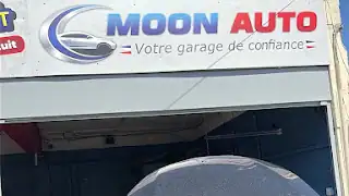 Moon auto, Saint-Denis