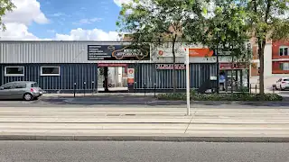Gm Auto, Saint-Denis