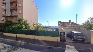 D.A.D., Grasse